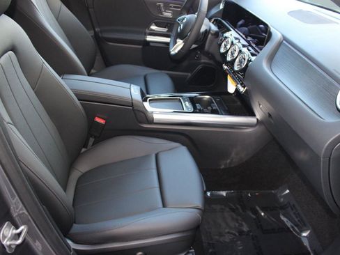 New 2026 Mercedes-Benz GLA 250 image 31