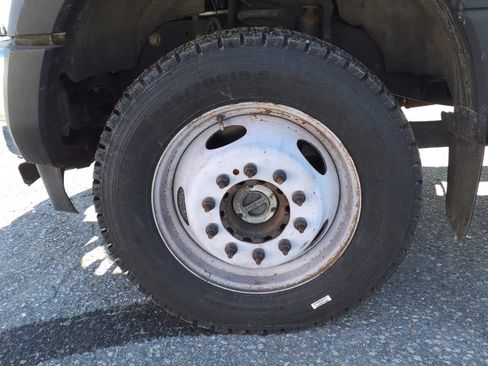 Used 2019 Ford F550 4x4 SuperCab Super Duty image 9