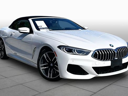 Used 2020 BMW 840i xDrive Convertible w/ M Sport Package AWD/4WD image 3