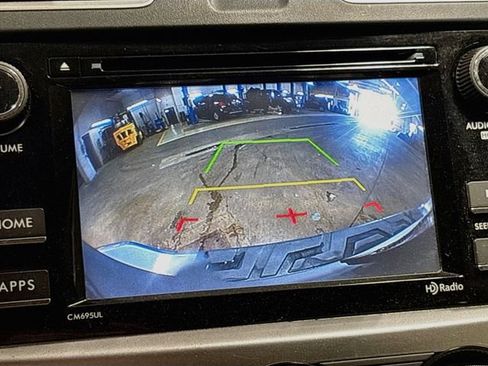 Used 2017 Subaru Crosstrek 2.0i Premium AWD/4WD image 10