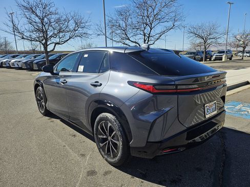 New 2026 Lexus RZ 450e AWD image 8