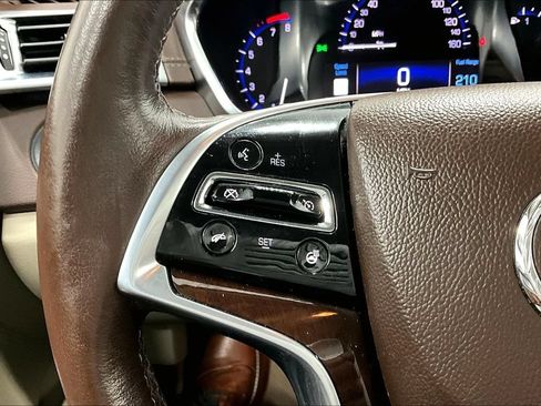 Used 2015 Cadillac SRX Luxury FWD image 22