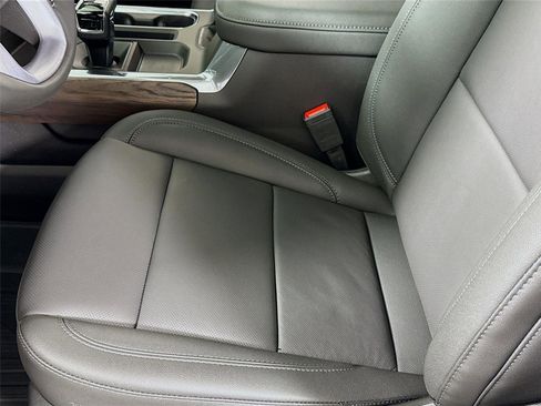 New 2026 GMC Sierra 1500 SLT w/ SLT Premium Plus Package image 15