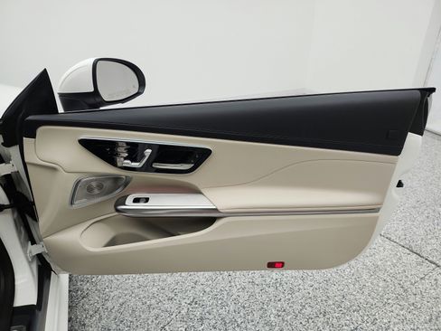 Certified 2025 Mercedes-Benz CLE 300 4MATIC Cabriolet image 20