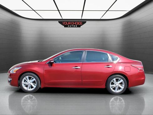Used 2015 Nissan Altima 2.5 SL w/ Technology Package image 2