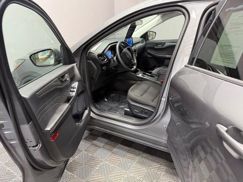 Used 2024 Ford Escape Active w/ Cold Weather Package FWD image 14