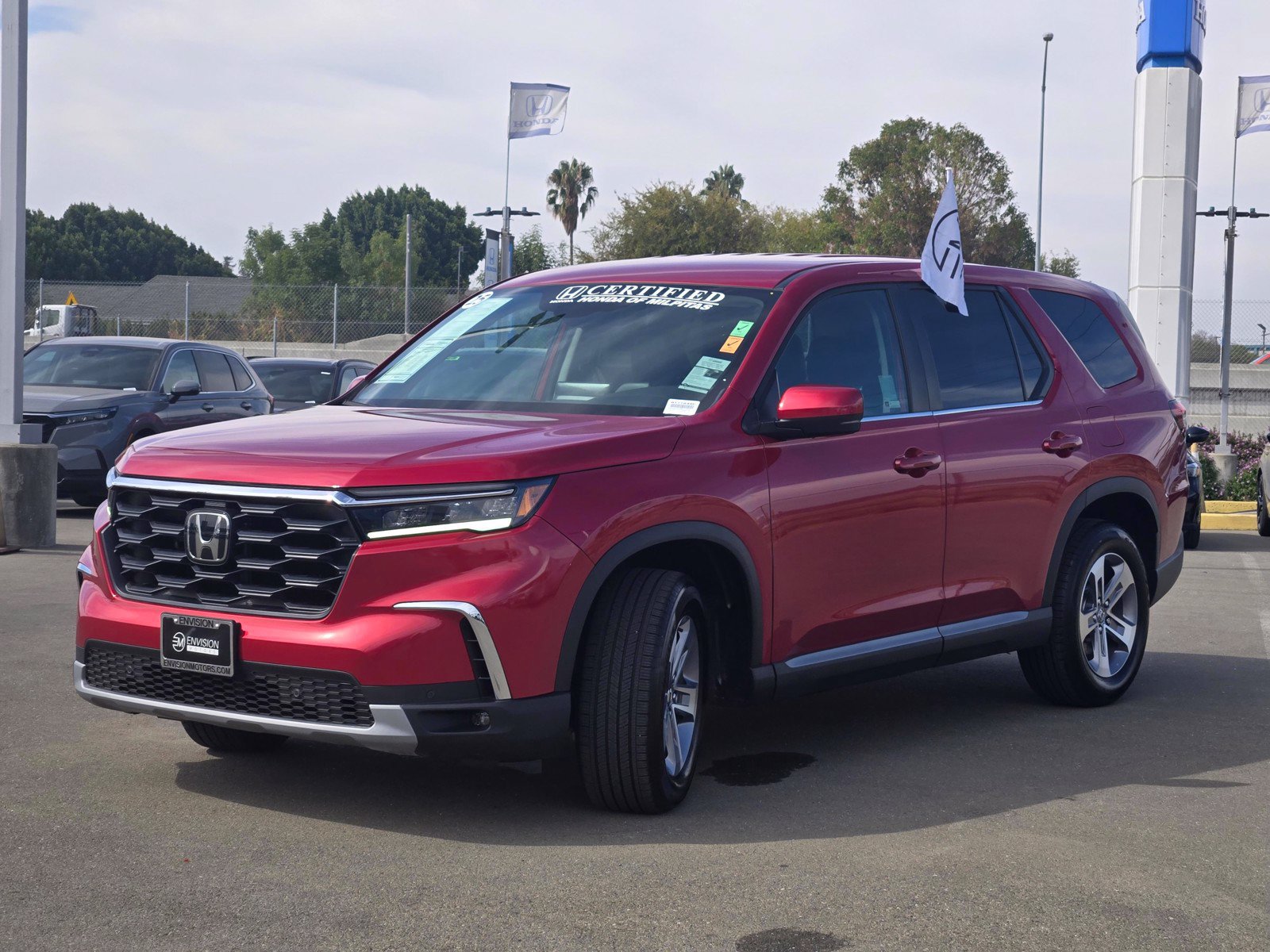 Certified 2025 Honda Pilot EX-L image 3