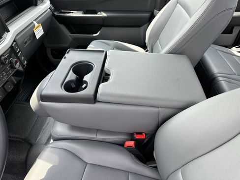 New 2026 Ford F250 XL w/ XL Driver Assist Package RWD image 26