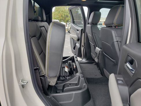 New 2026 Chevrolet Colorado ZR2 w/ Technology Package image 33