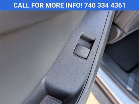 New 2026 Chevrolet Equinox LT w/ Convenience Package II image 12