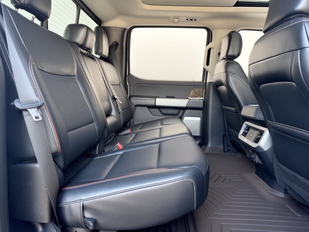 Used 2024 Ford F250 Lariat w/ Sport Appearance Package AWD/4WD image 29