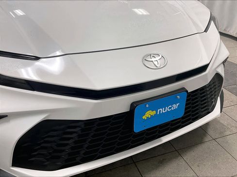 Certified 2025 Toyota Camry LE image 31