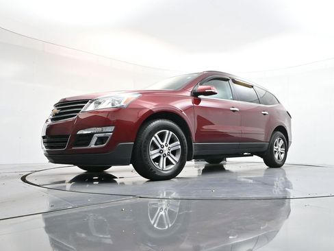 Used 2016 Chevrolet Traverse LT image 29