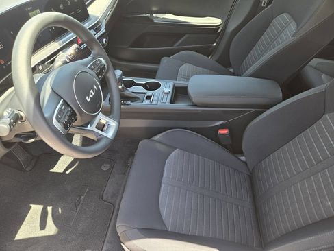 New 2026 Kia K5 LXS FWD image 9