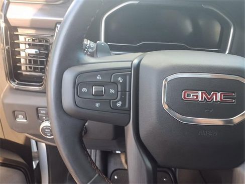 Used 2024 GMC Sierra 1500 AT4X image 10