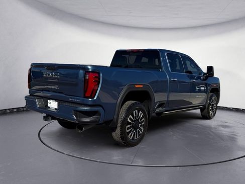Used 2025 GMC Sierra 2500 Denali Ultimate image 16