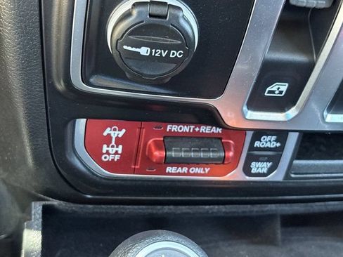 Used 2021 Jeep Wrangler Rubicon AWD/4WD image 38