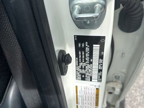 Used 2020 Toyota 4Runner SR5 image 9