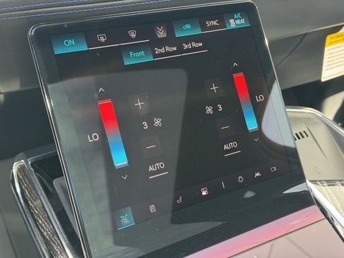 New 2025 Cadillac Escalade IQ Sport 1 w/ Smart Trailering package image 24