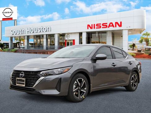 New 2025 Nissan Sentra SV image 2