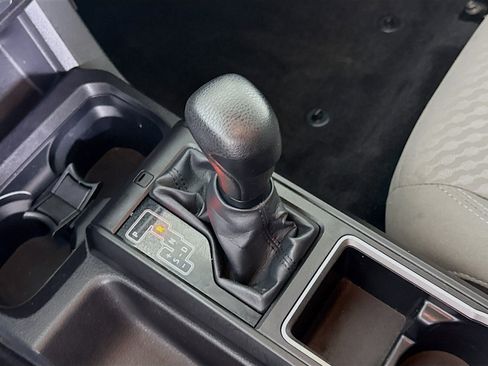 Used 2022 Toyota Tacoma SR image 20