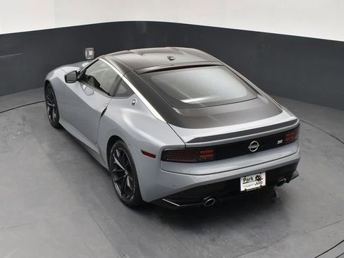 Used 2024 Nissan Z Performance w/ Floor Mat Package RWD image 16