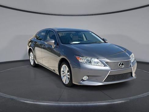 Used 2014 Lexus ES 350 w/ Premium Package FWD image 12