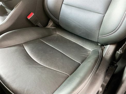 Used 2024 GMC Terrain SLT w/ LPO, Floor Liner Package image 18