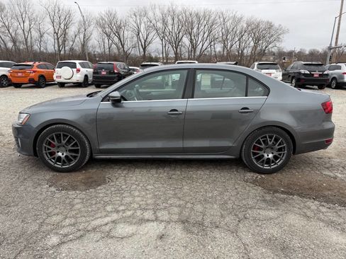 Used 2014 Volkswagen Jetta GLI Autobahn image 6