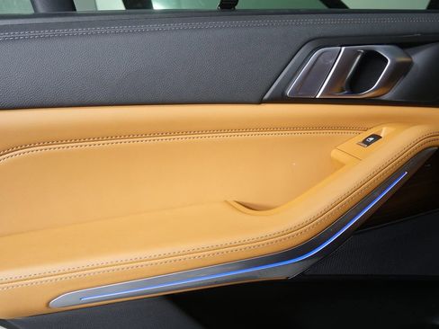 Used 2023 BMW X5 xDrive40i w/ Premium Package image 13