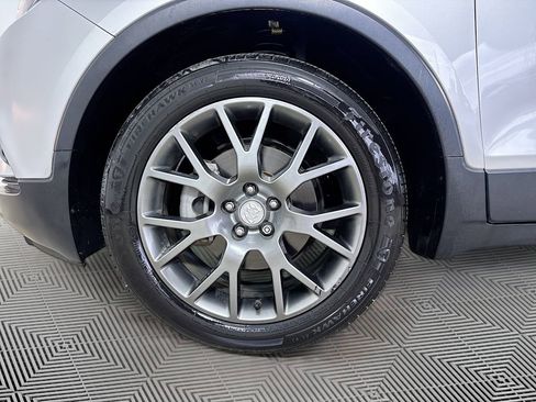 Used 2019 Buick Encore Sport Touring FWD image 28