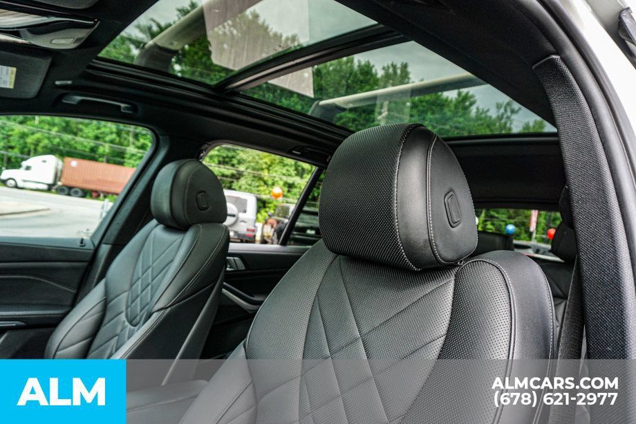 Used 2023 BMW X5 sDrive40i RWD image 17
