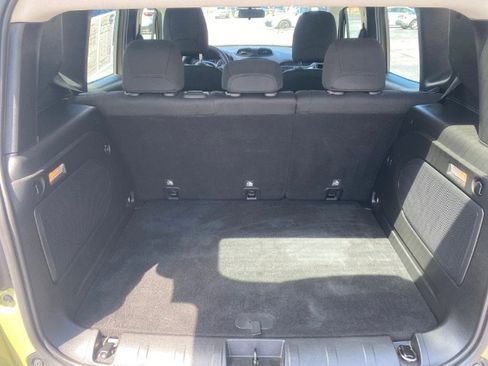 Used 2015 Jeep Renegade Sport w/ Power & Air Group FWD image 11