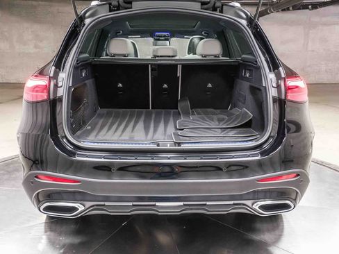 Certified 2026 Mercedes-Benz GLC 300 image 29