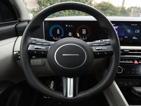 Used 2025 Hyundai Tucson SEL image 11