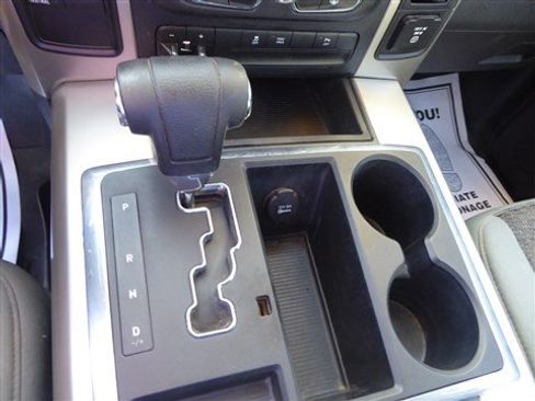 Used 2013 RAM 1500 Big Horn image 11