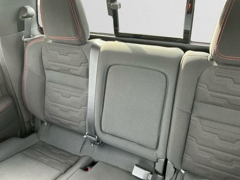 Used 2023 Nissan Frontier PRO-4X w/ Pro Convenience Package image 13