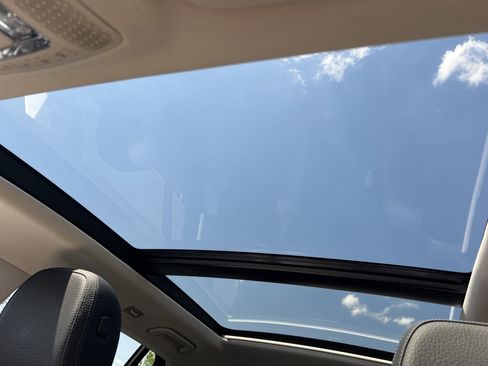 Used 2023 Mercedes-Benz GLS 450 4MATIC image 28