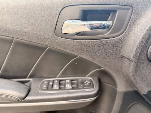Used 2014 Dodge Charger R/T image 21