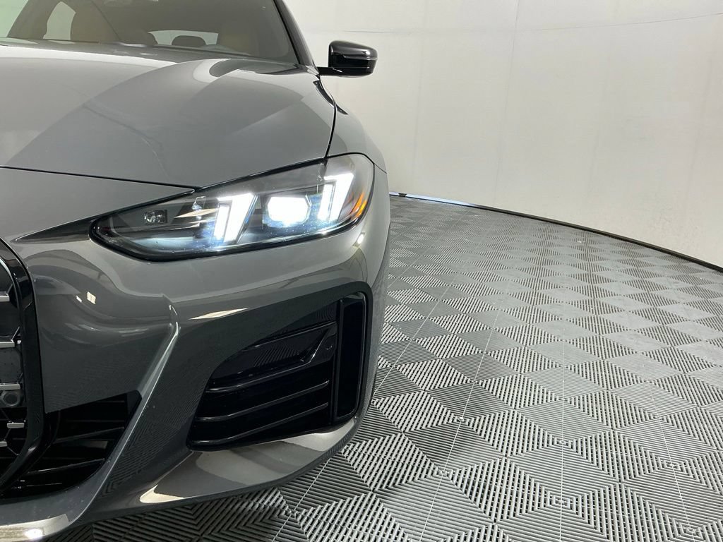 New 2026 BMW 430i w/ M Sport Package RWD image 8