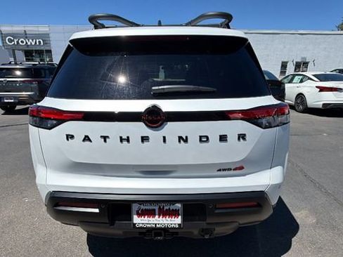 New 2026 Nissan Pathfinder Rock Creek w/ Rock Creek Premium Package AWD/4WD image 5