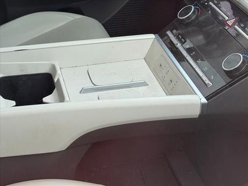 Used 2024 Hyundai Santa Fe SEL image 12