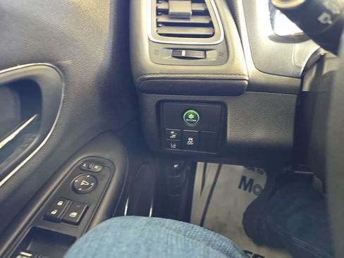 Used 2019 Honda HR-V EX image 21