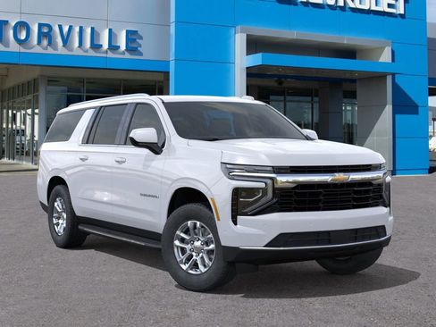 New 2026 Chevrolet Suburban LS image 7