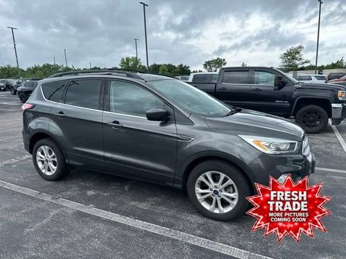Used 2018 Ford Escape SEL w/ Ford Safe & Smart Package AWD/4WD image 3