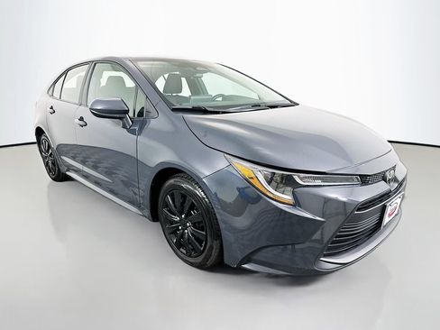 Used 2024 Toyota Corolla LE FWD image 3