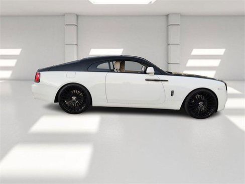 Used 2016 Rolls-Royce Wraith image 6