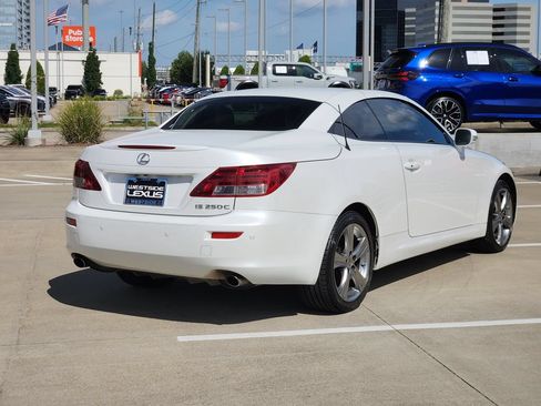 Used 2013 Lexus IS 250C w/ Luxury Pkg RWD image 7