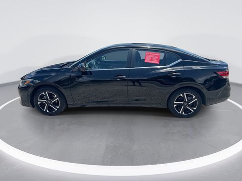 Used 2024 Nissan Sentra SV FWD image 8