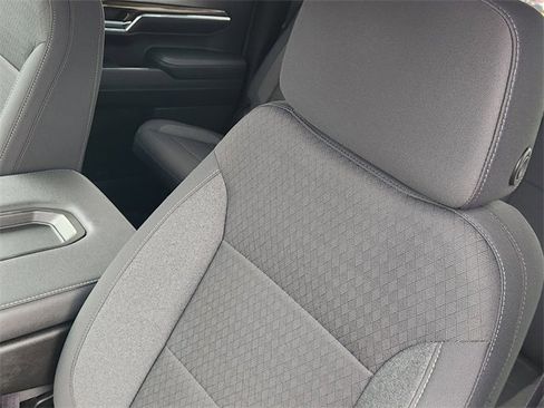 Used 2024 Chevrolet Silverado 1500 LT image 24